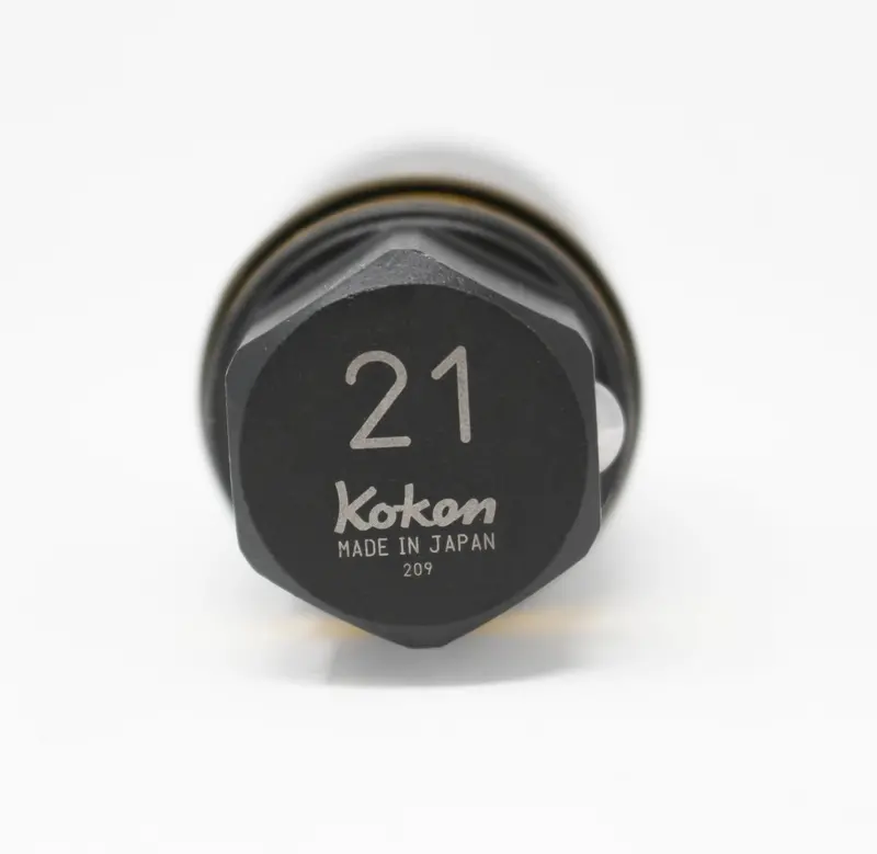 21Mm Wheel Nut Adaptor Socket – Extra-Thin Wall, 55Mm Length, Color-Coded Protector 1
