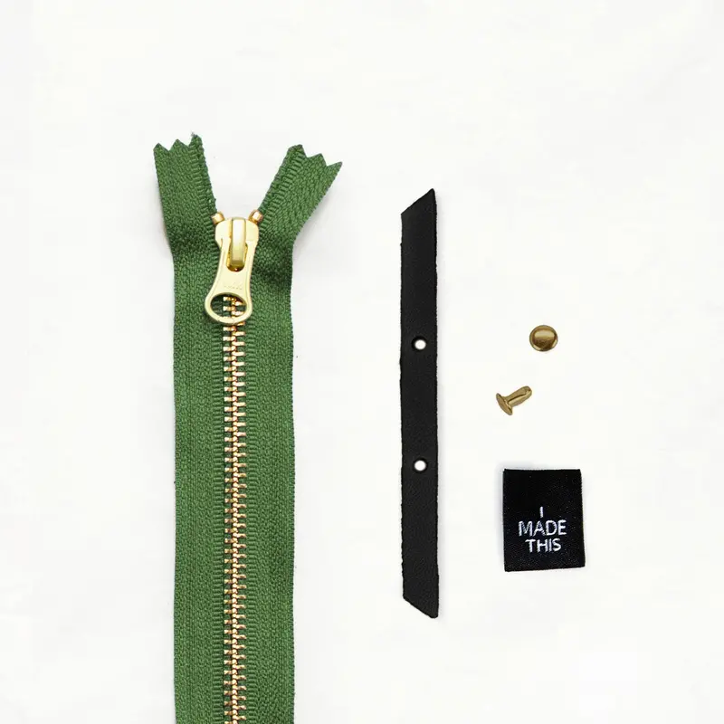 Alberta Black Leather & Hardware Crafting Kit 26