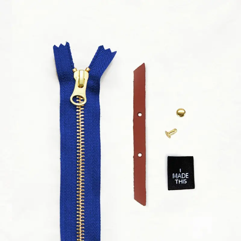 Alberta Chestnut Leather & Hardware Crafting Kit 31