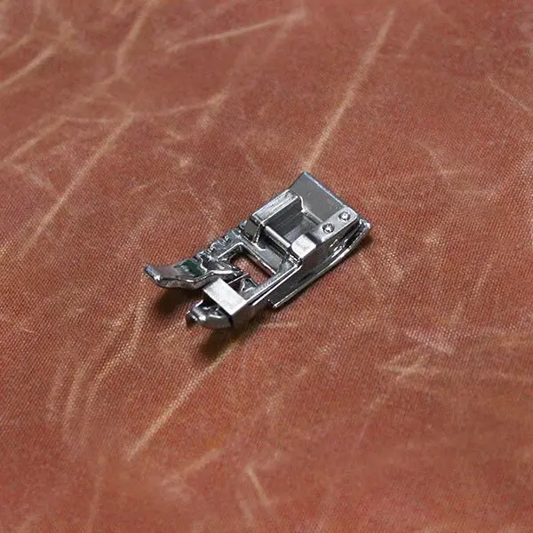 Edgestitch Presser Foot For Precision Seam Alignment 1