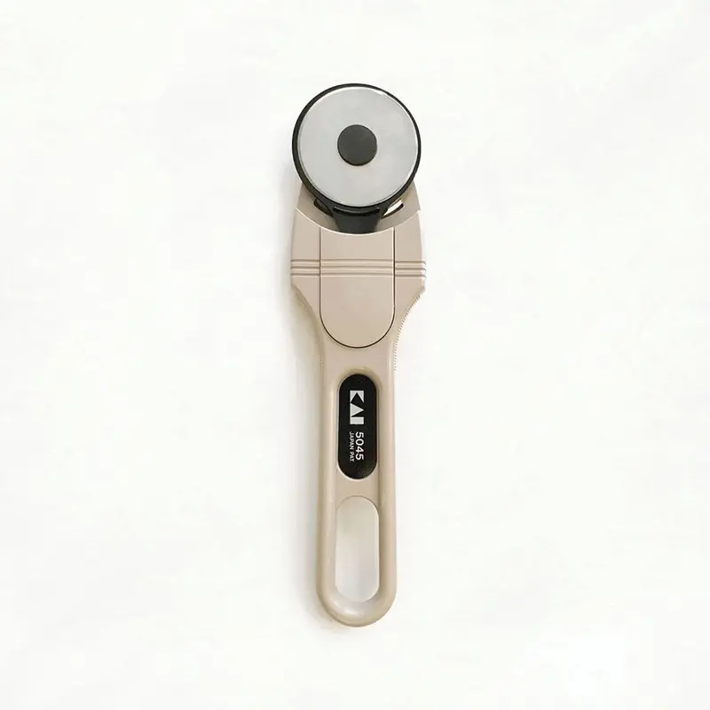 Kai Precision Rotary Cutter – 45 Mm Self-Sharpening Blade 1