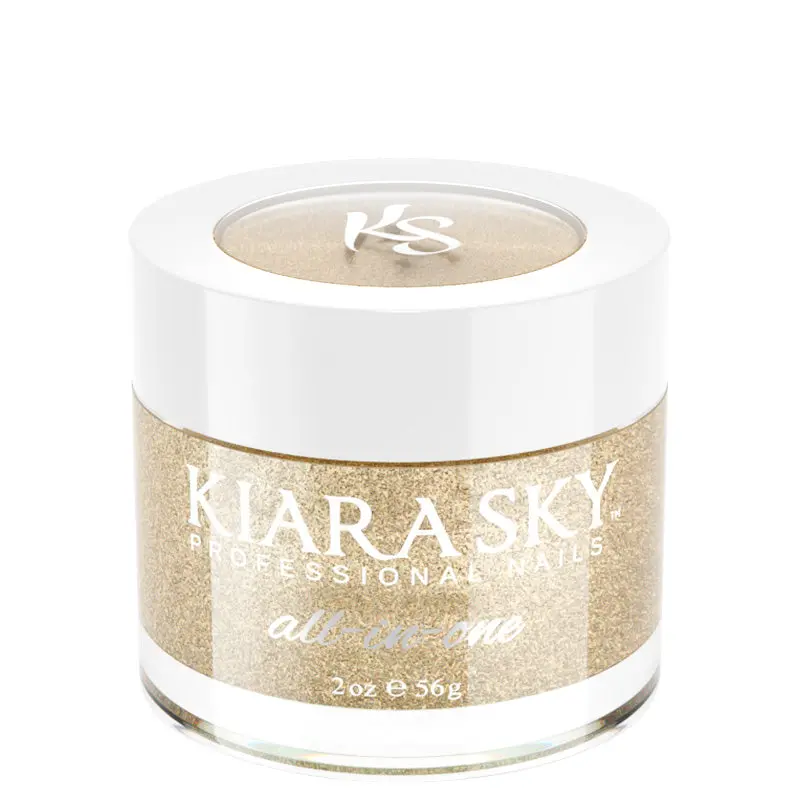 Luxe Gold-Dripping Nail Finish 1