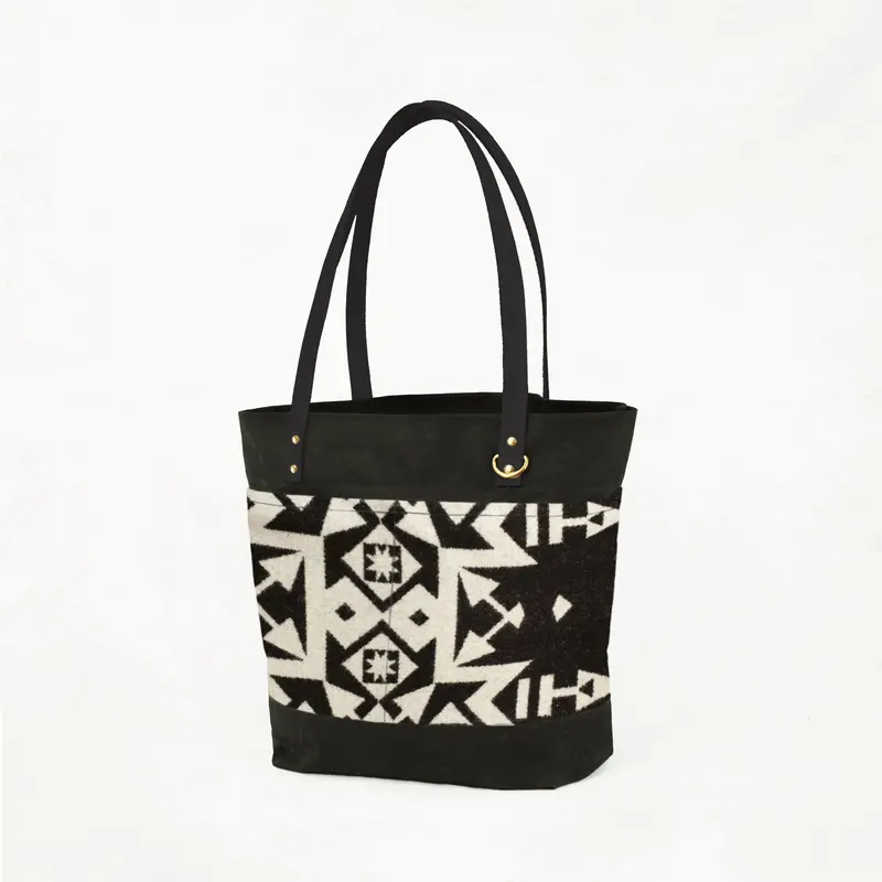 Oberlin Pendleton® Wool Bag Making Kit – Artisan Craft Edition 1