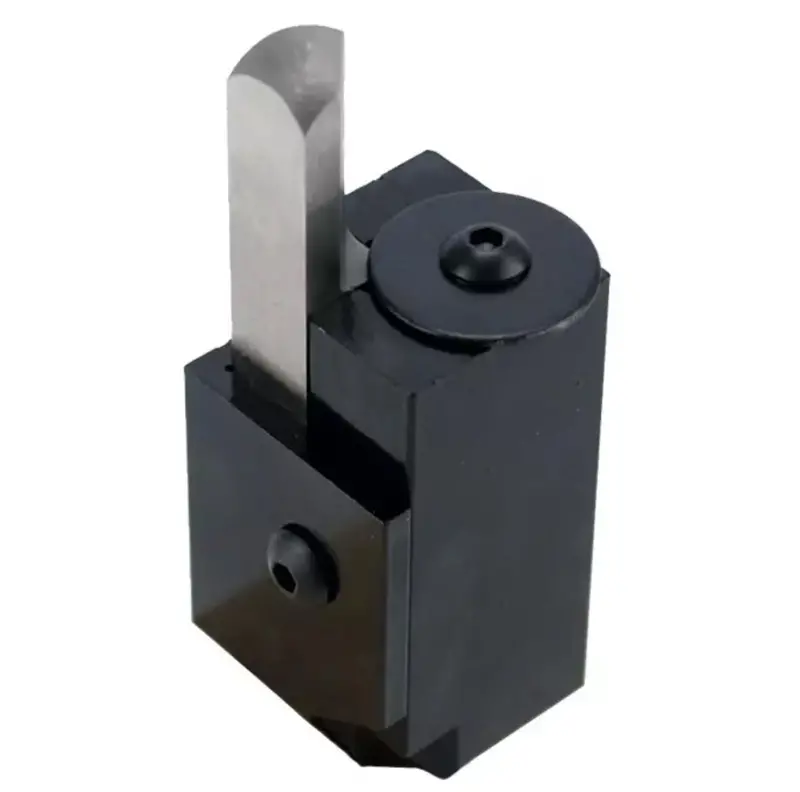 Spring-Loaded Corner Chisel – Compact Tool For Tight-Angle Mortising 1
